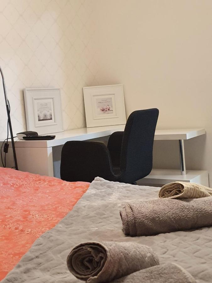 Kaunis Valoisa 3 Krs Pikkukaksio Vantaa Koivukylae Apartman Kültér fotó